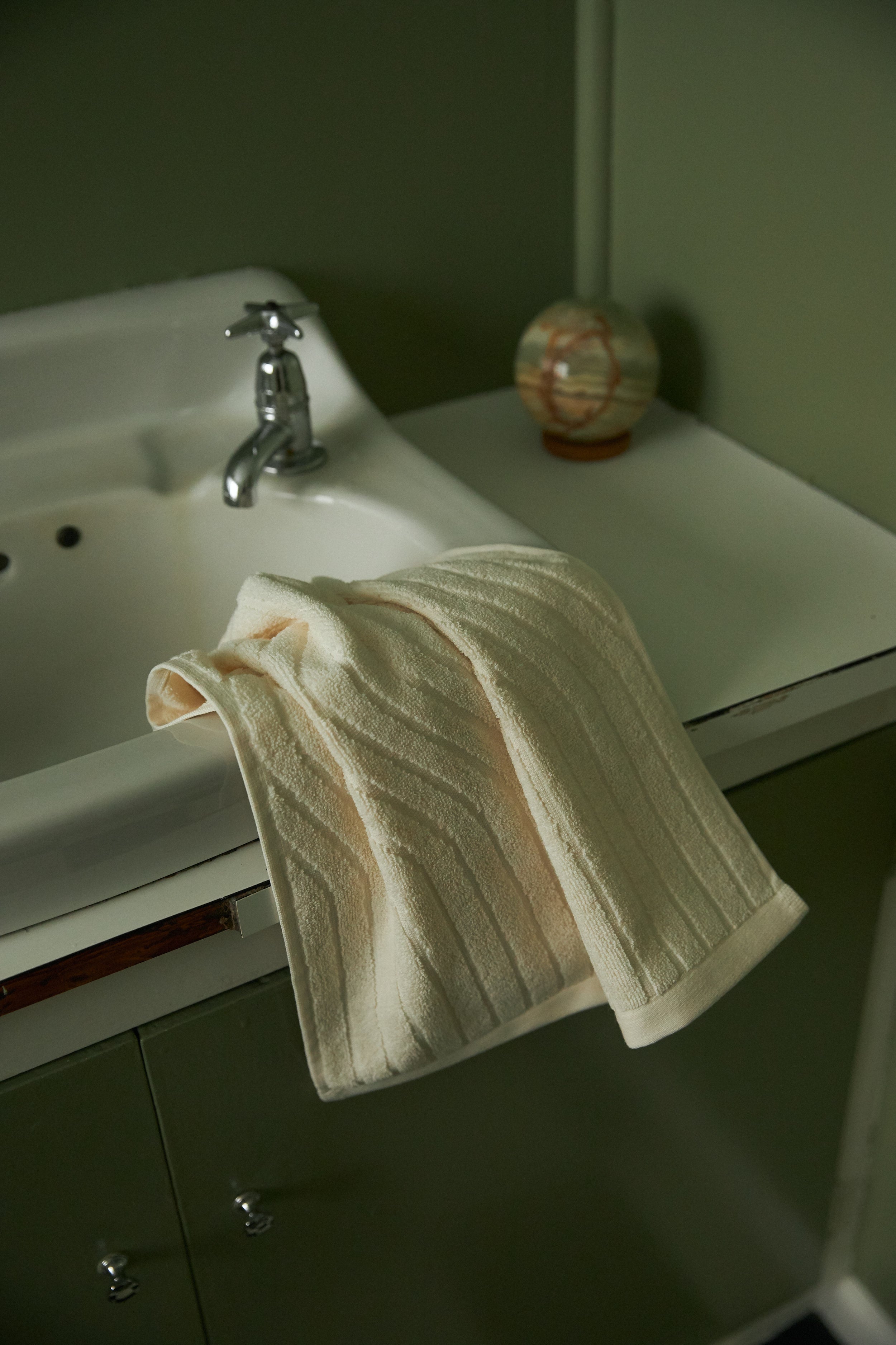 Hand Towel Virginia - Ivory