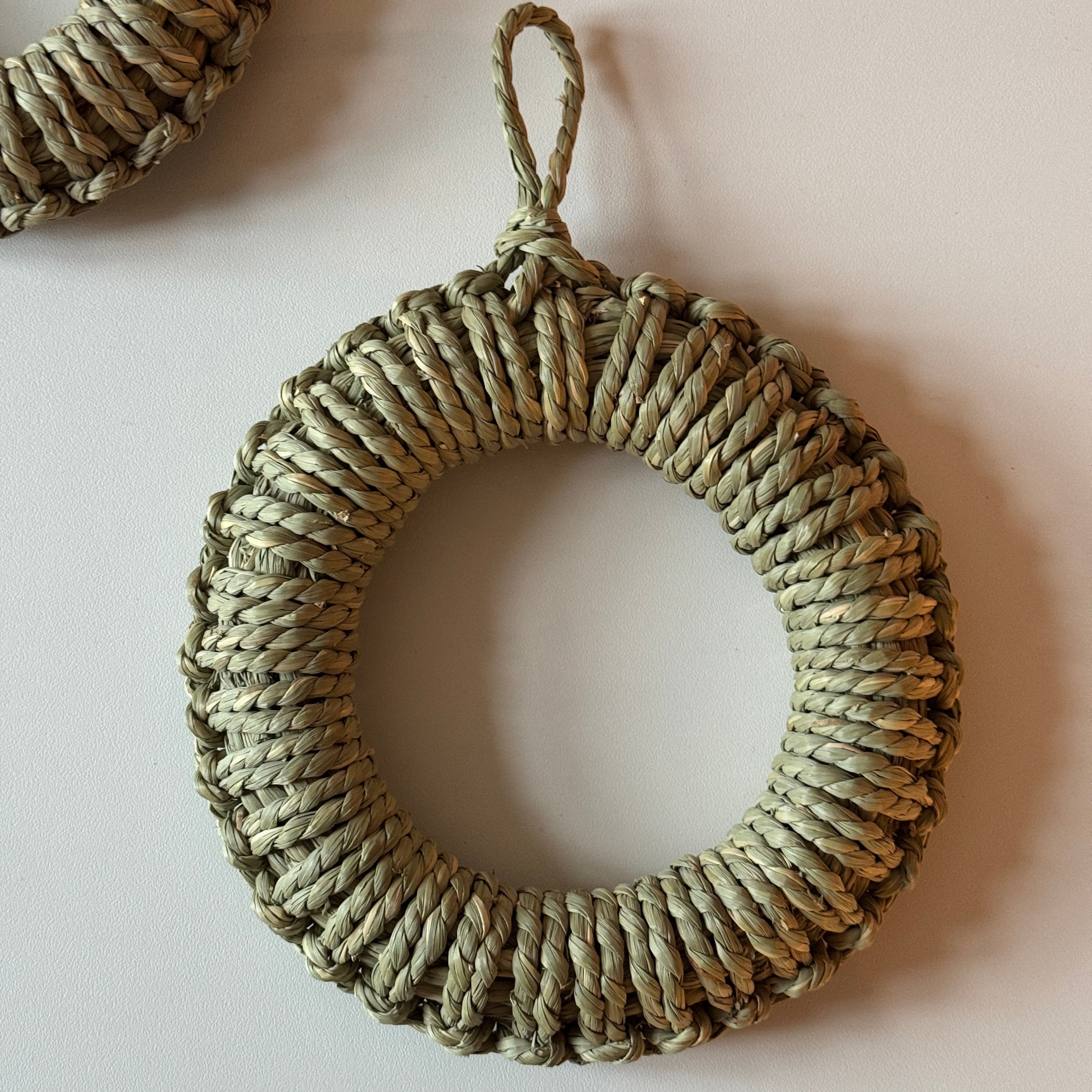 Sunami Toru Shoten – Rush Trivet