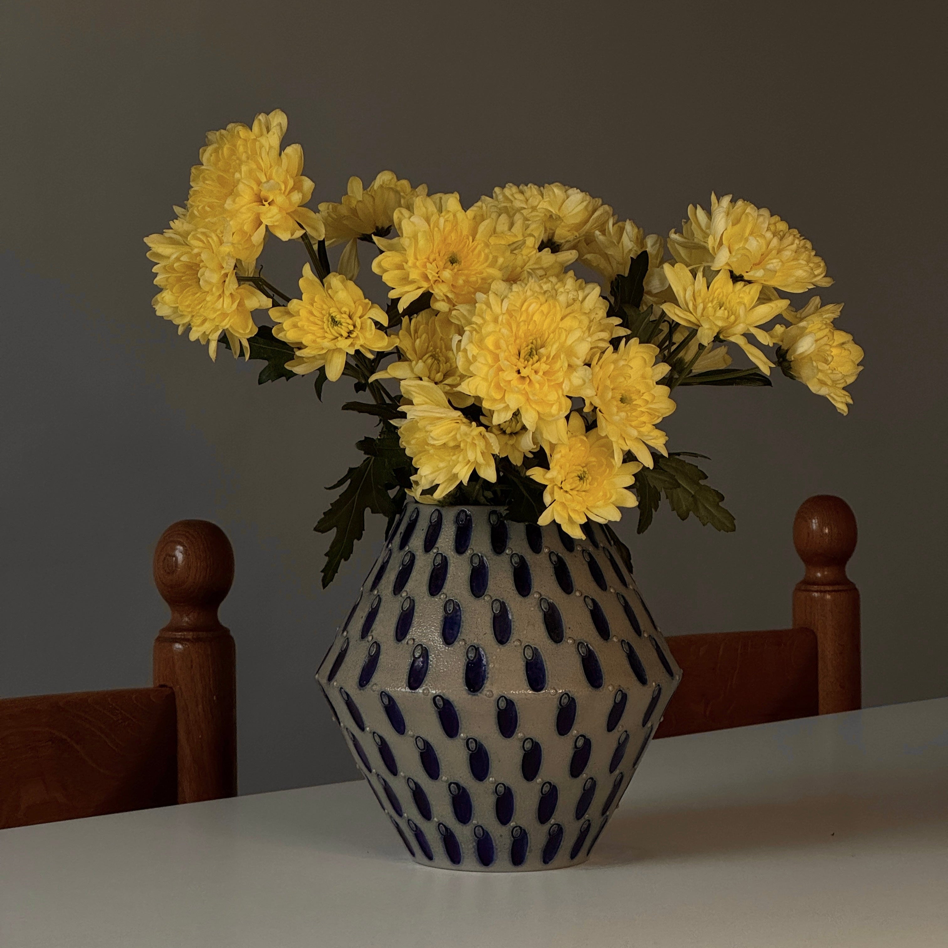 Vintage Keramik Vase nach Entwurf Fritz Breuhaus