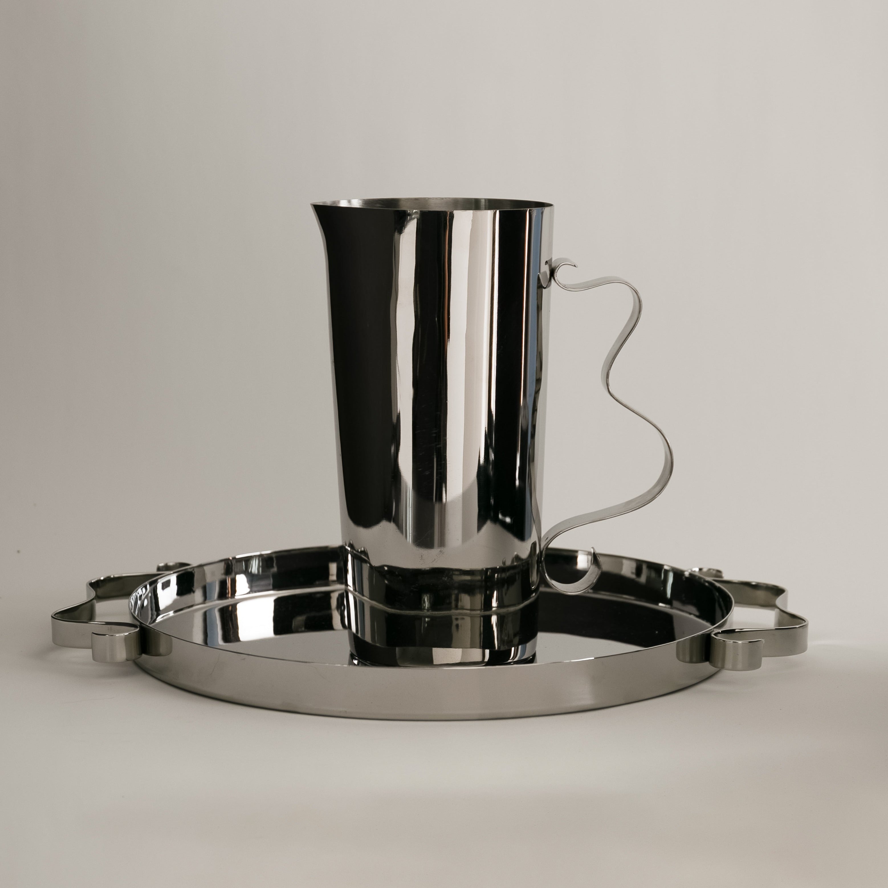 Squiggle serving tray
