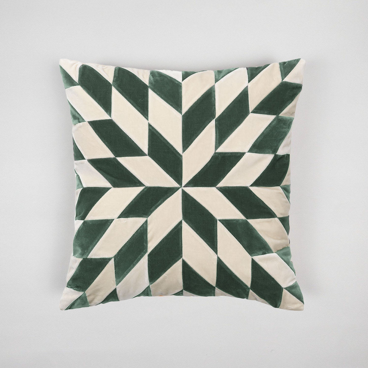 Cushion Nova - Peacock