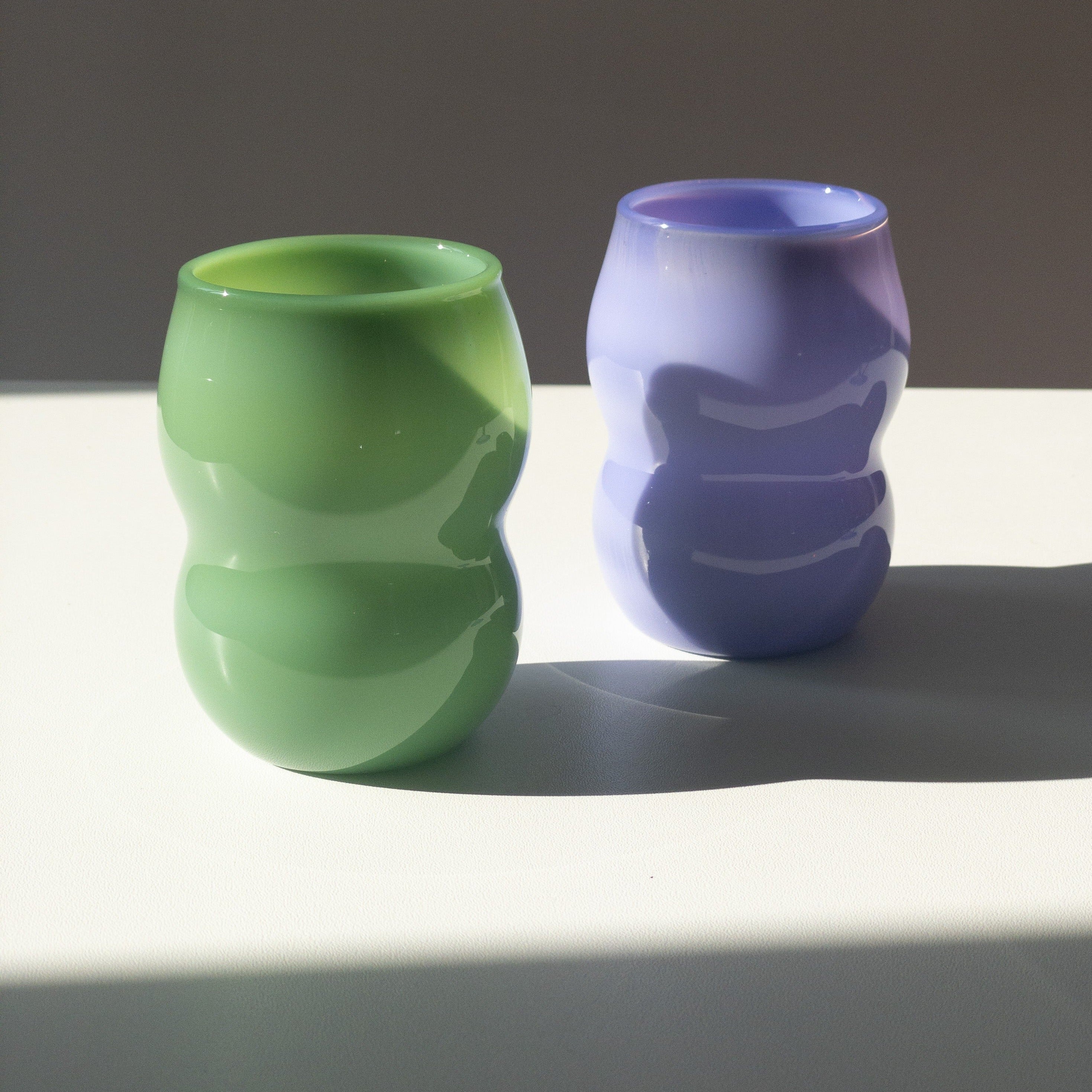 Dreamlike tumbler - purple opaque