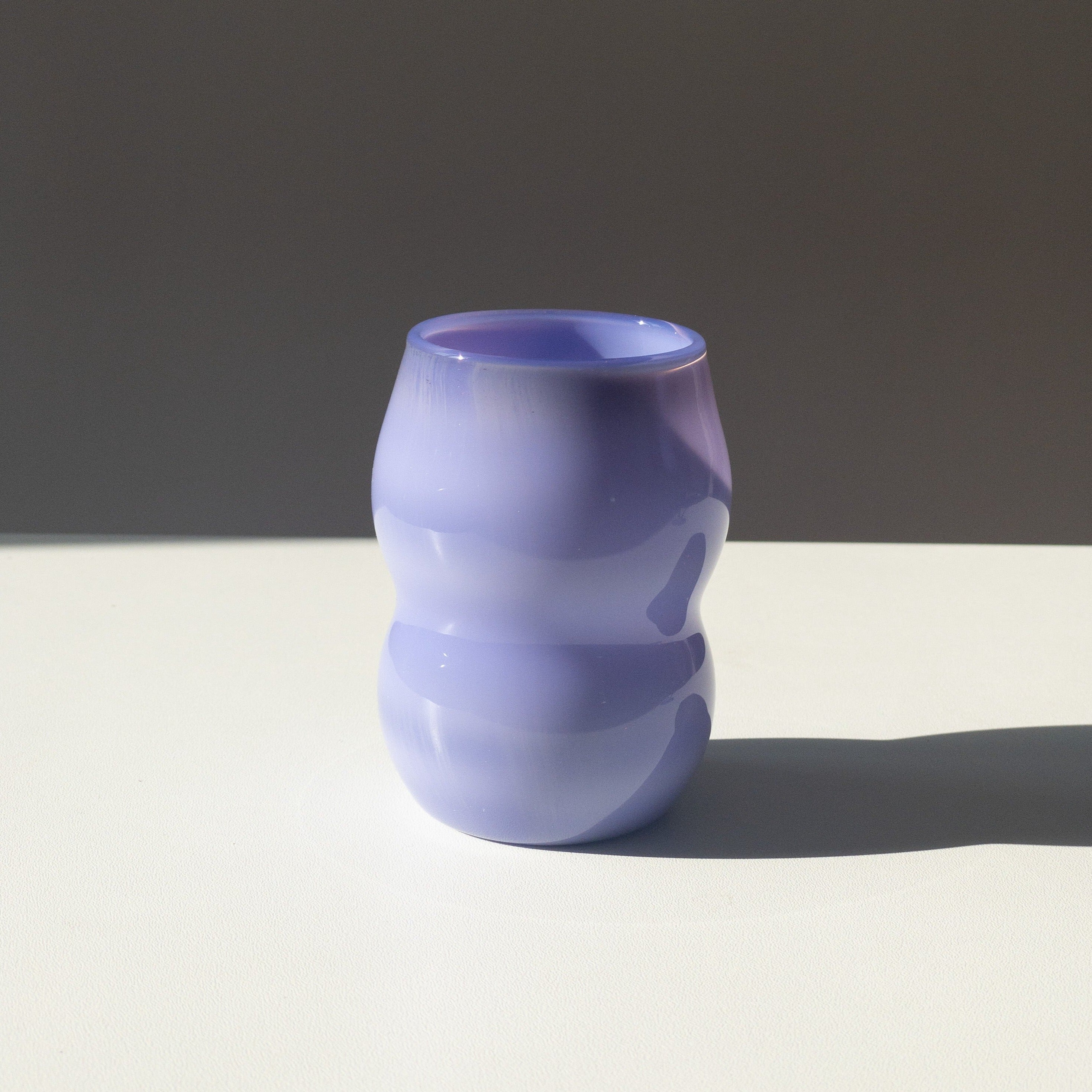 Dreamlike tumbler - purple opaque