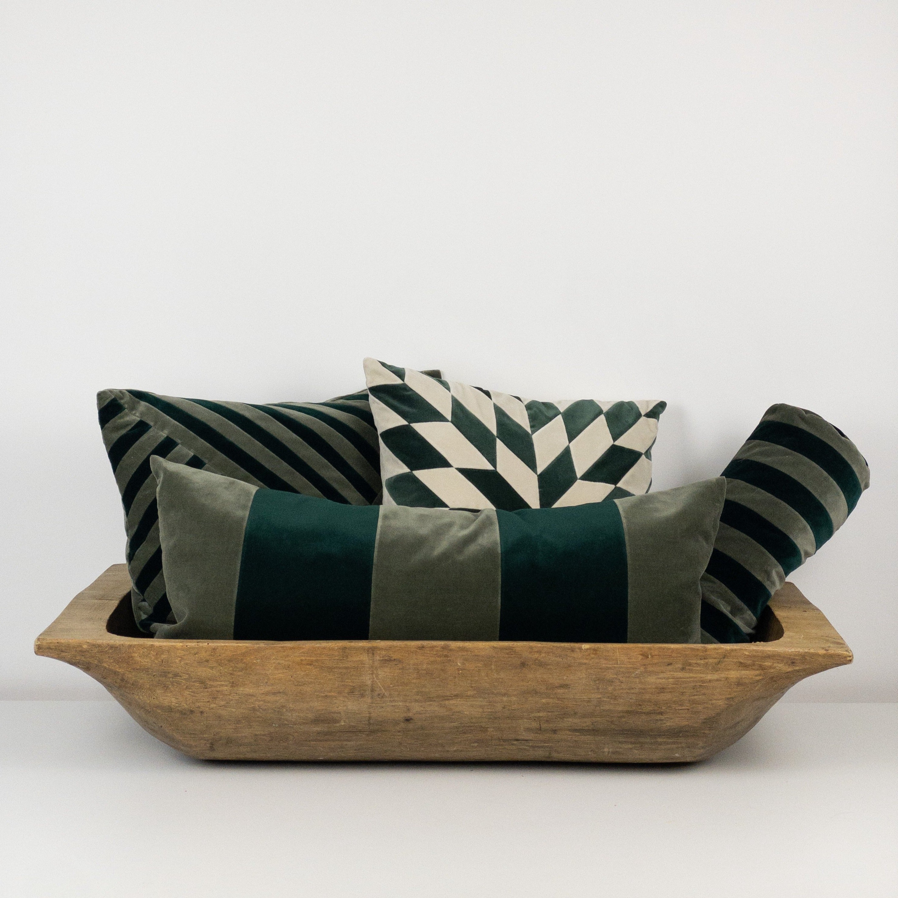 Cushion Nova - Peacock