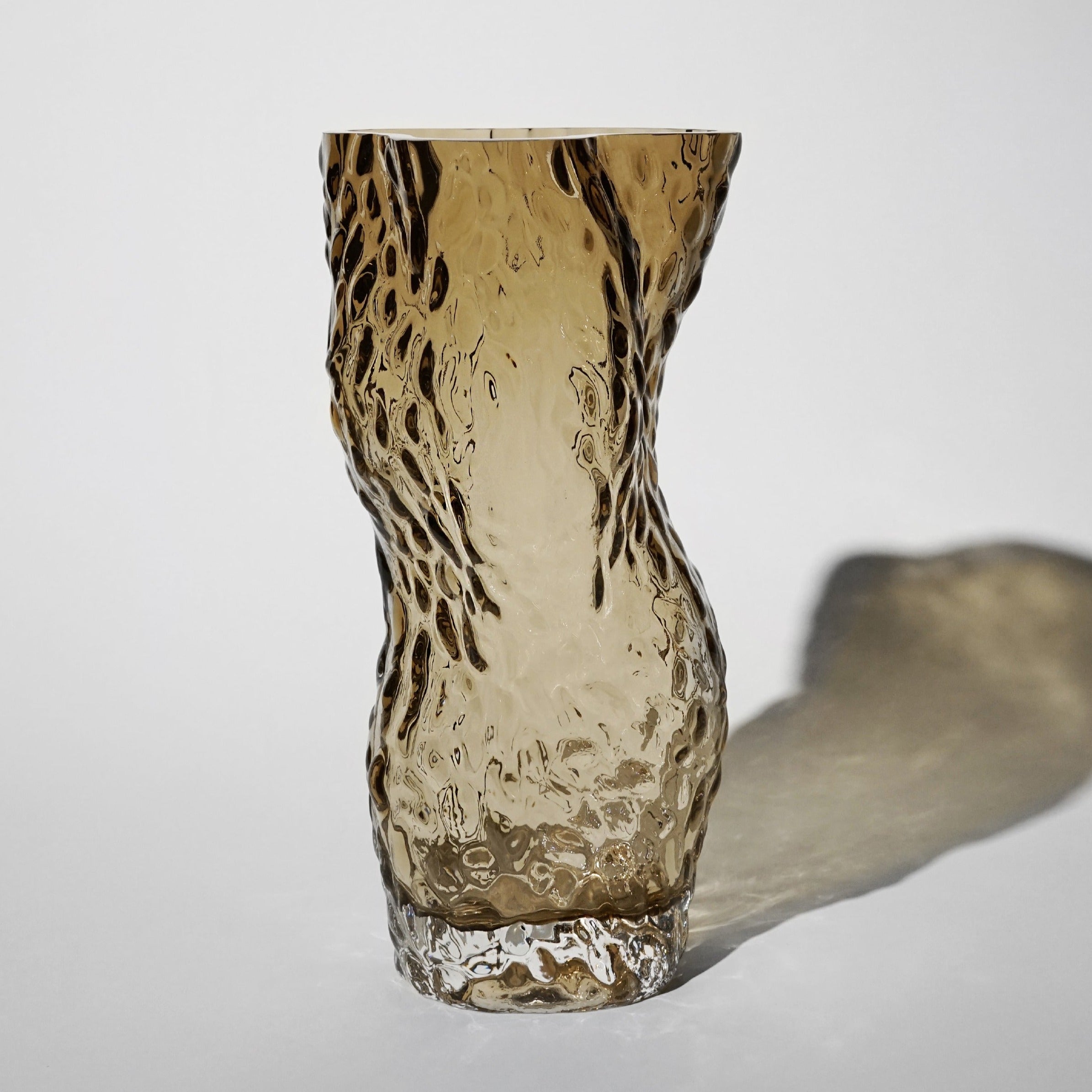 Ostrea ROCK Vase - Smoke
