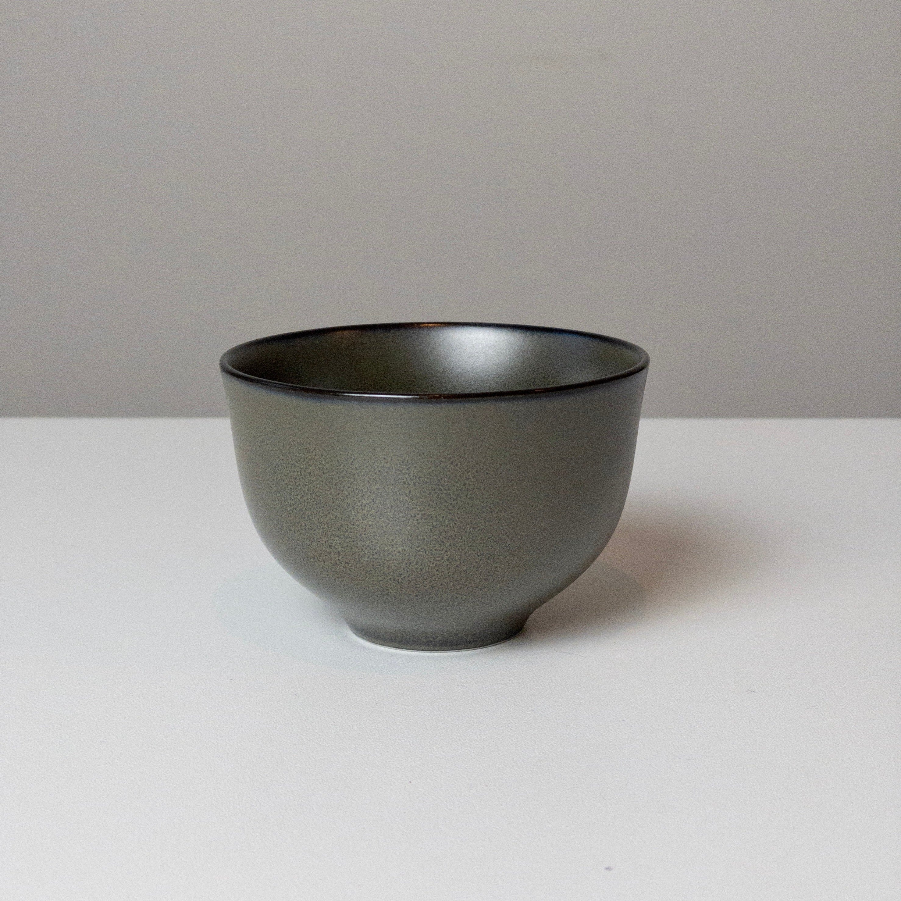 Japanischer Becher - Verschiedene Farben