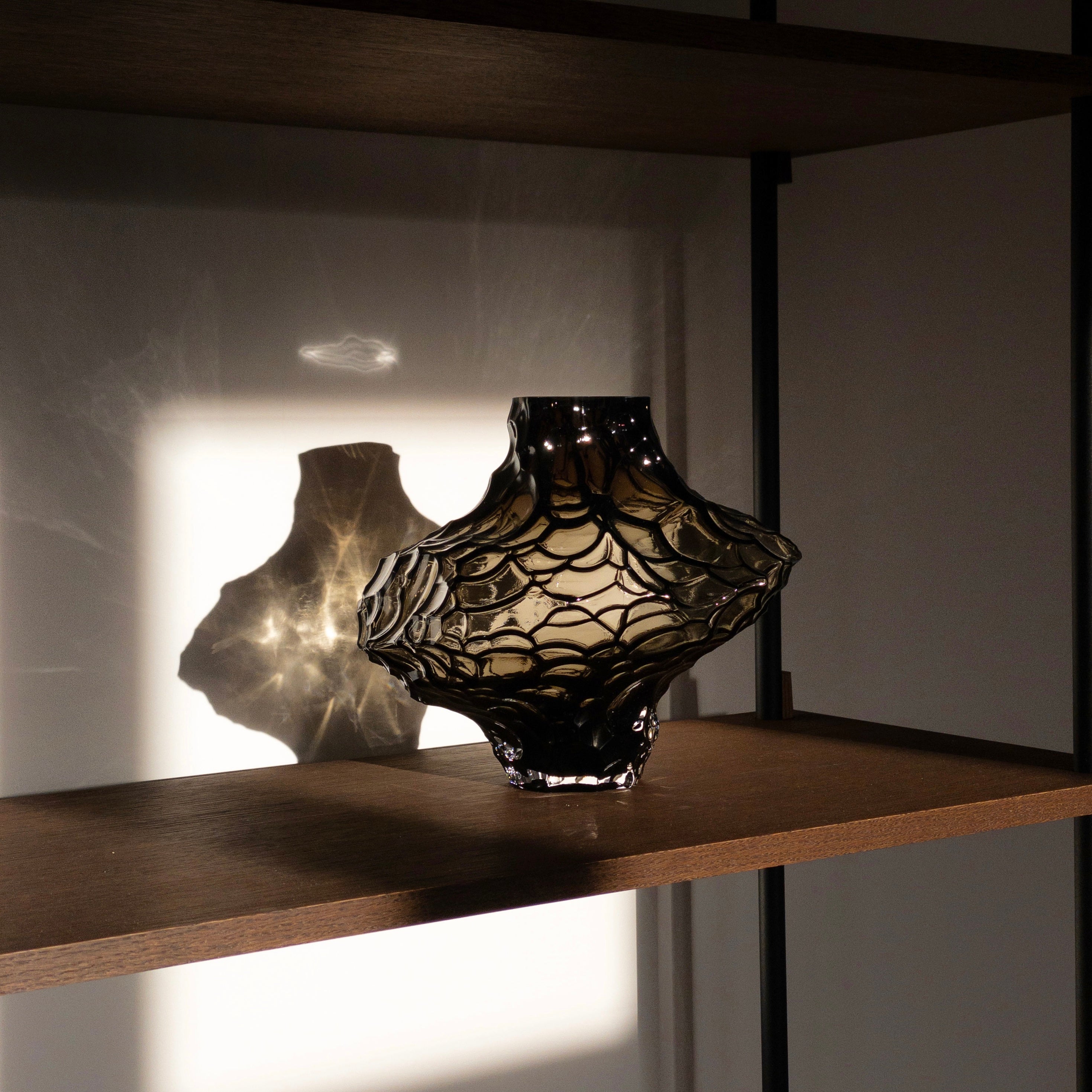 Ostrea ROCK Vase - Midnight Blue