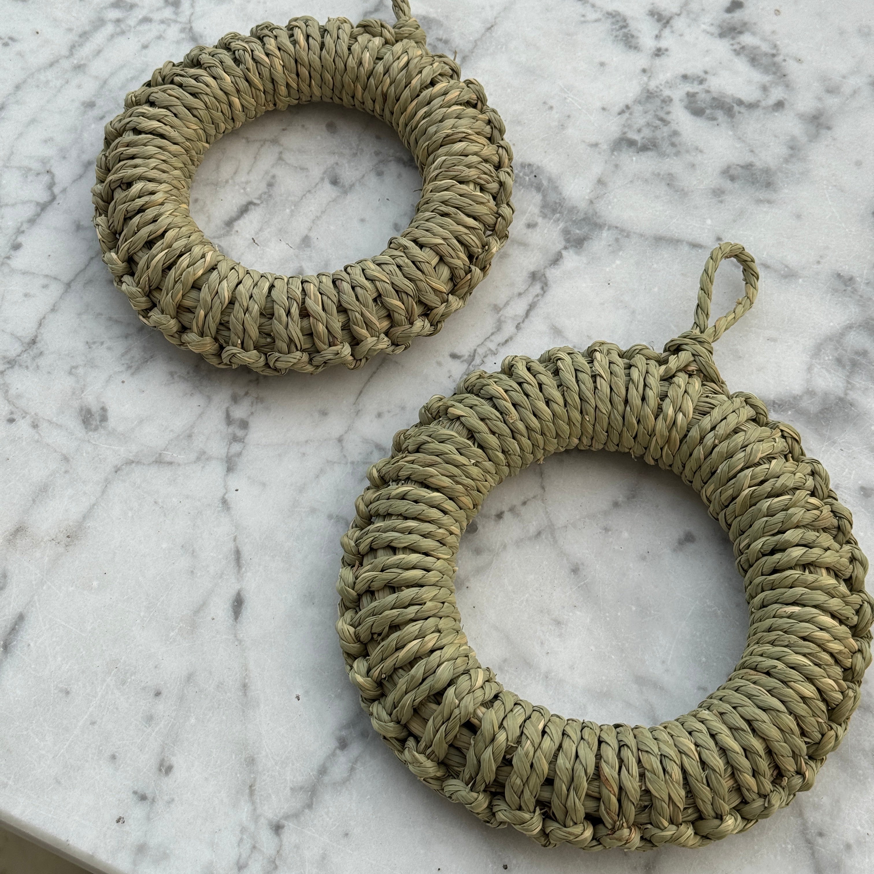 Sunami Toru Shoten – Rush Trivet