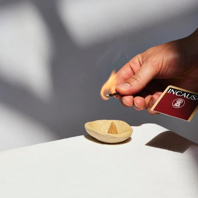 Mini Elbow Smudge / incense bowl made of stoneware - beige