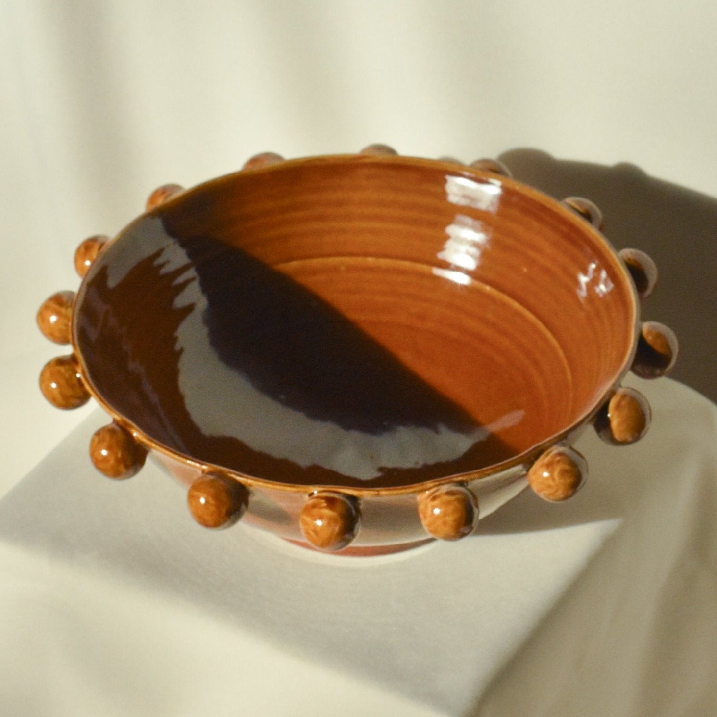 Pearl Serving Bowl - Amber