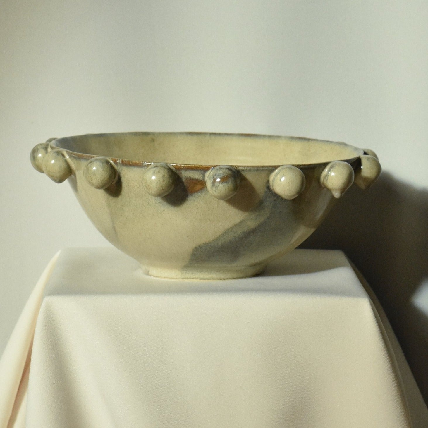 Pearl Serving Bowl - Cream