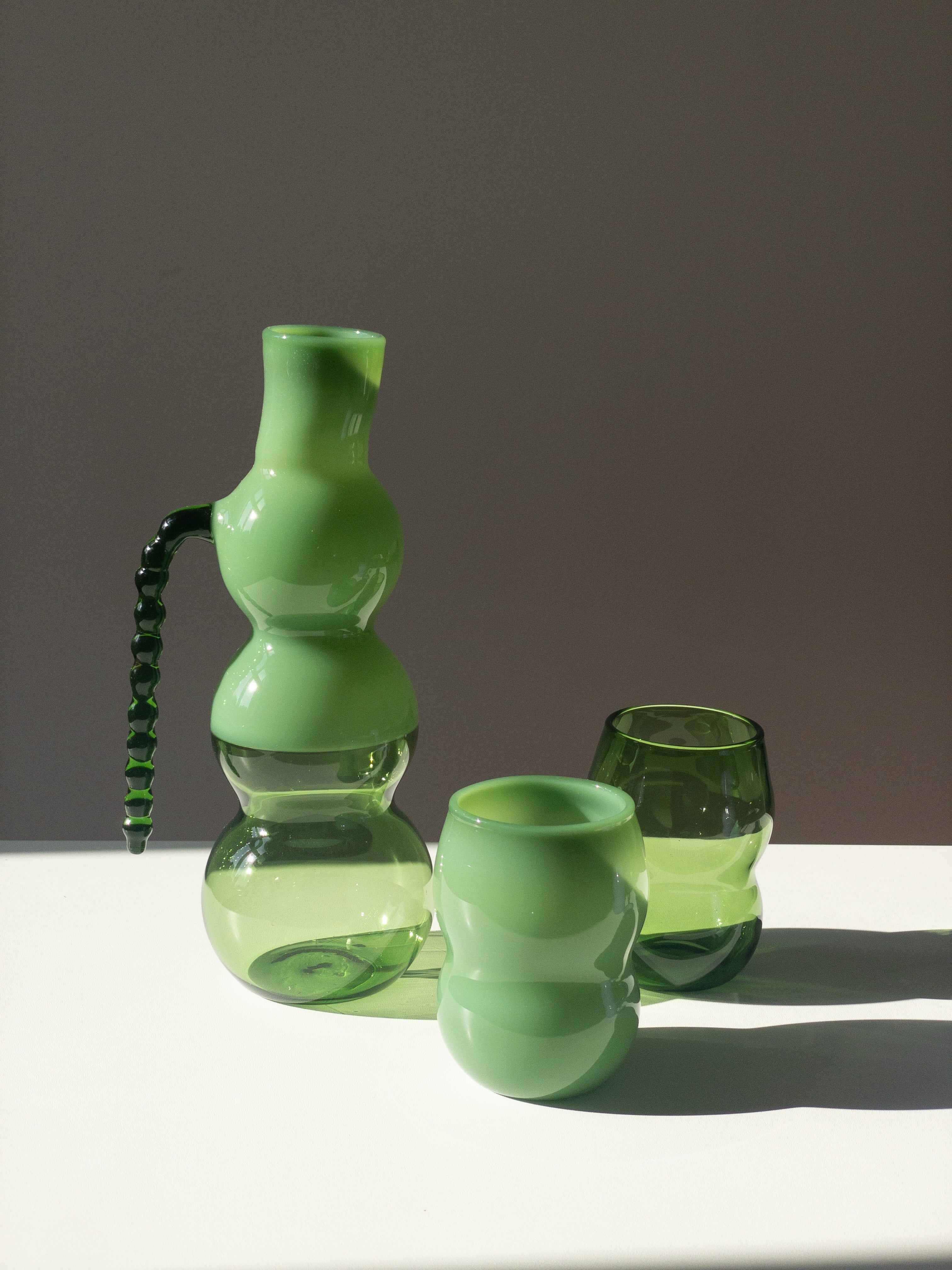 Dreamlike Karaffe - Grün/Grün Opaque - Ausstellungsstück