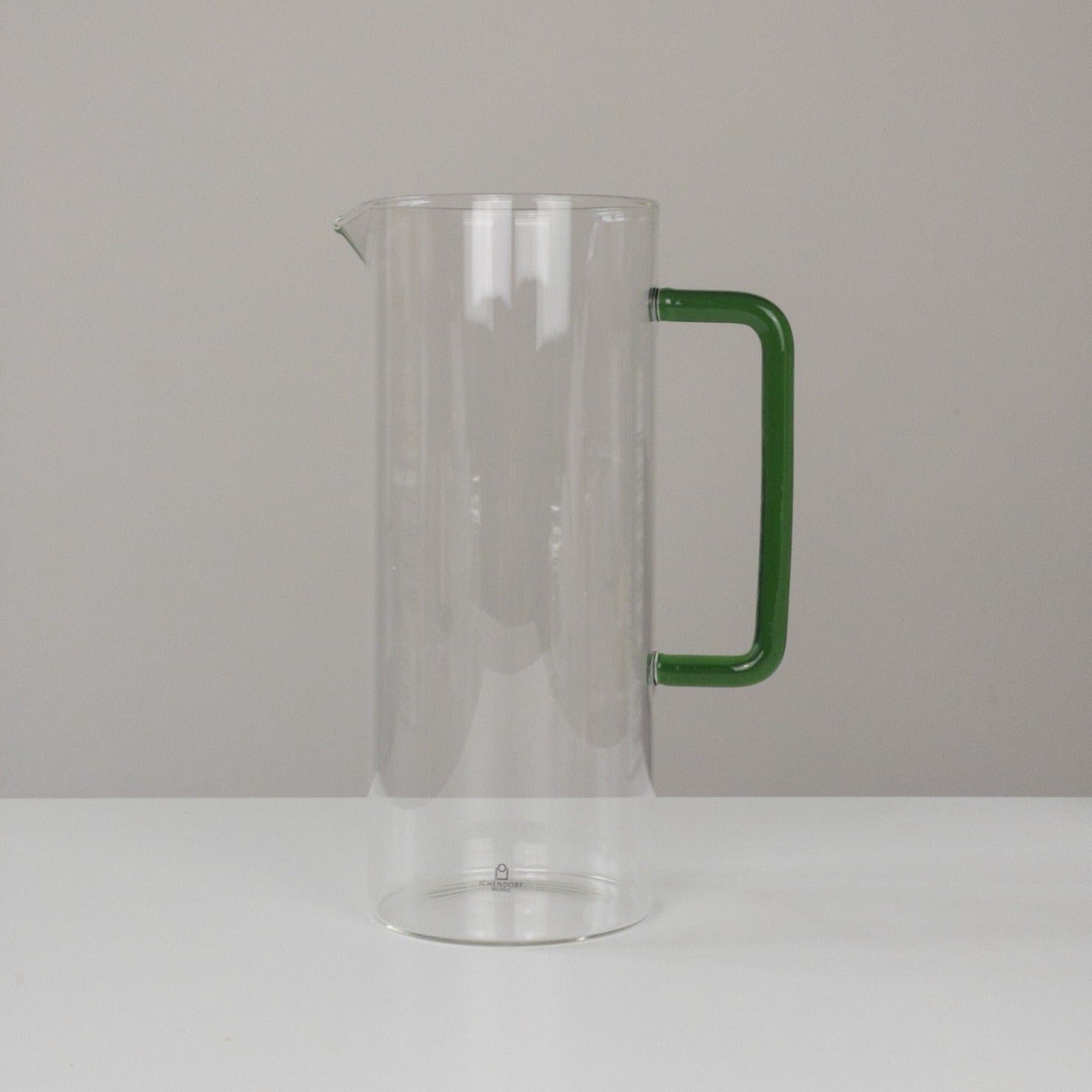 TUBE carafe