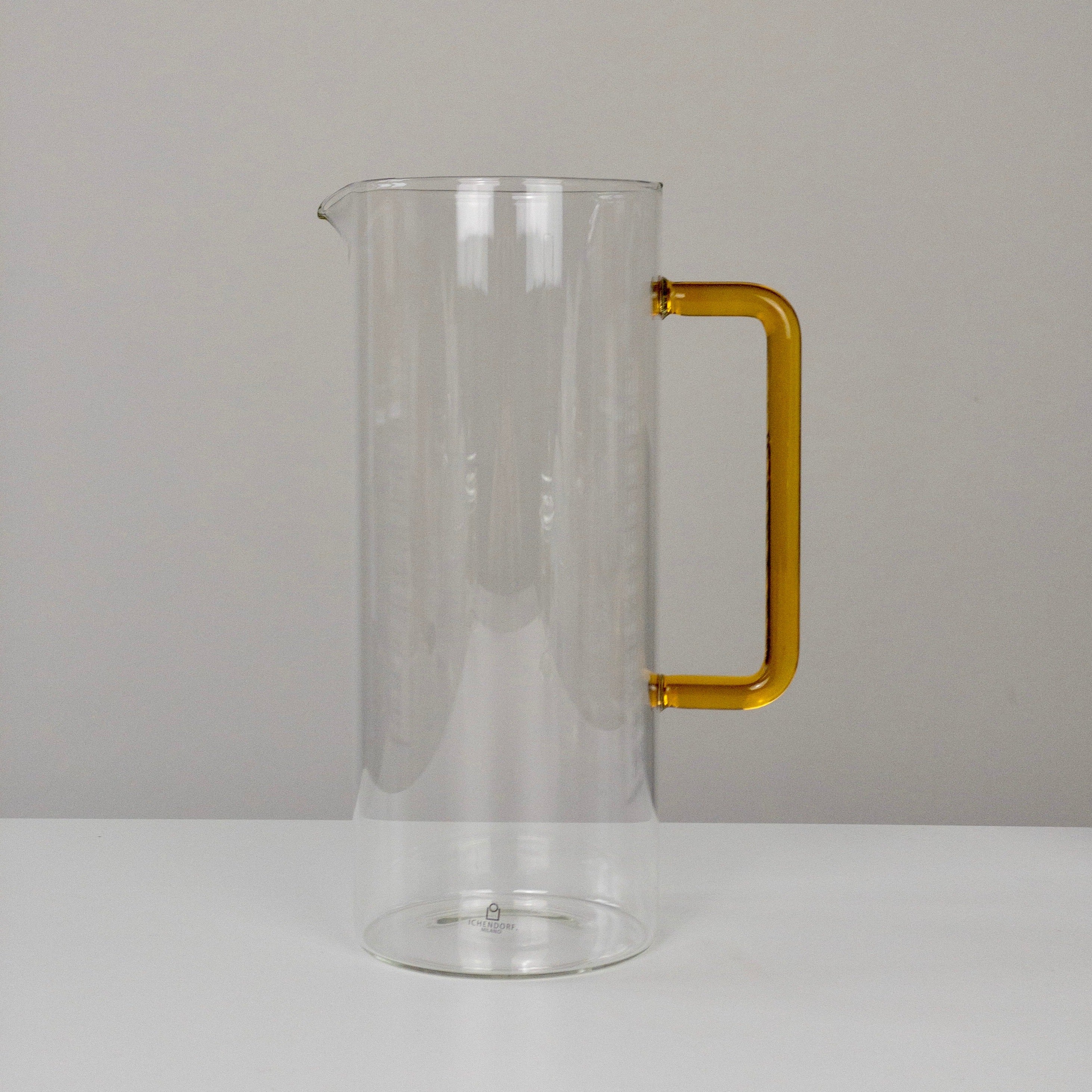 TUBE carafe