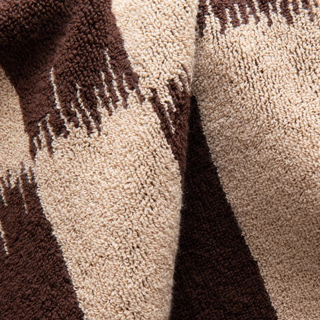 Karin Badetuch - Walnut/Cream