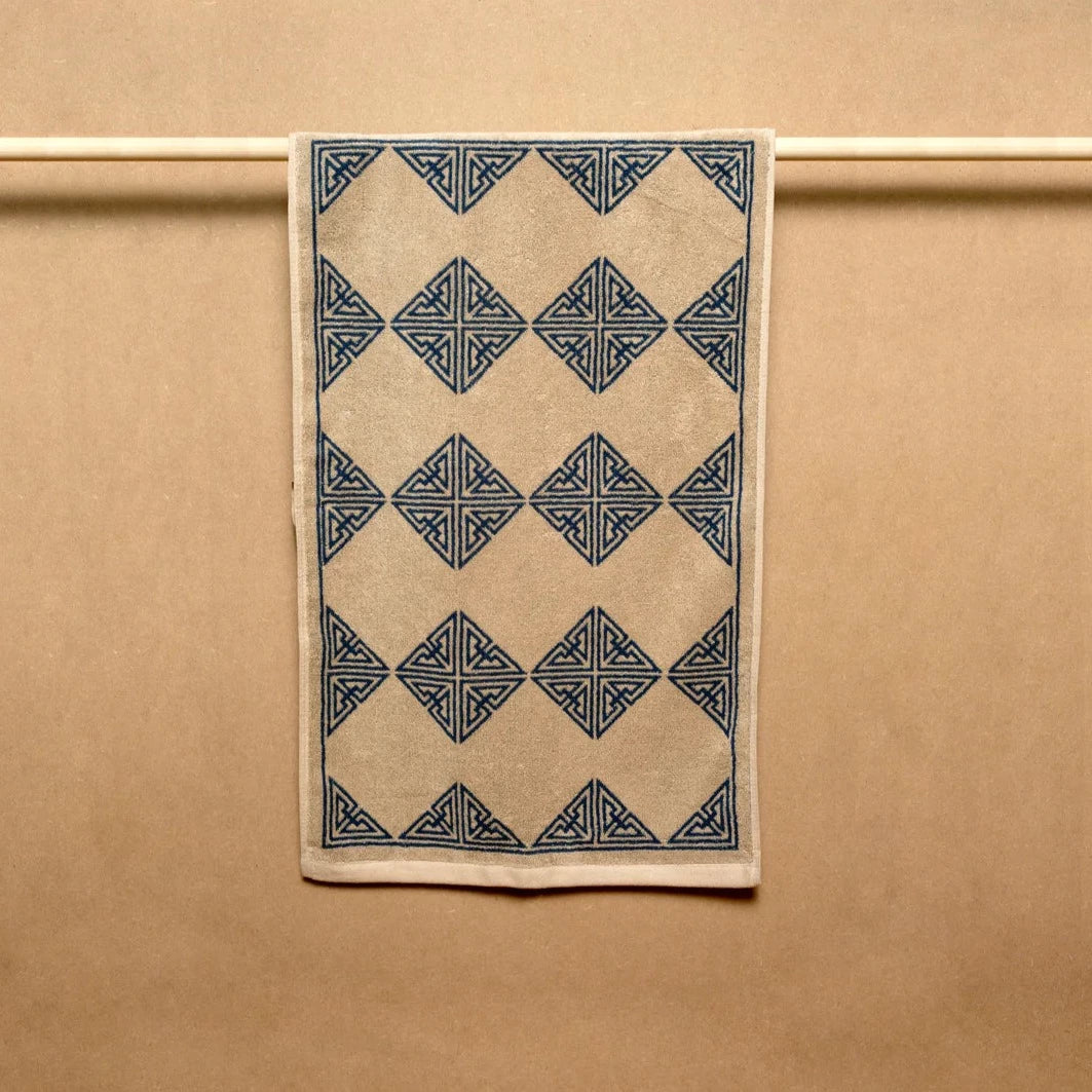 Agnes Hand Towel - Blue/Oat