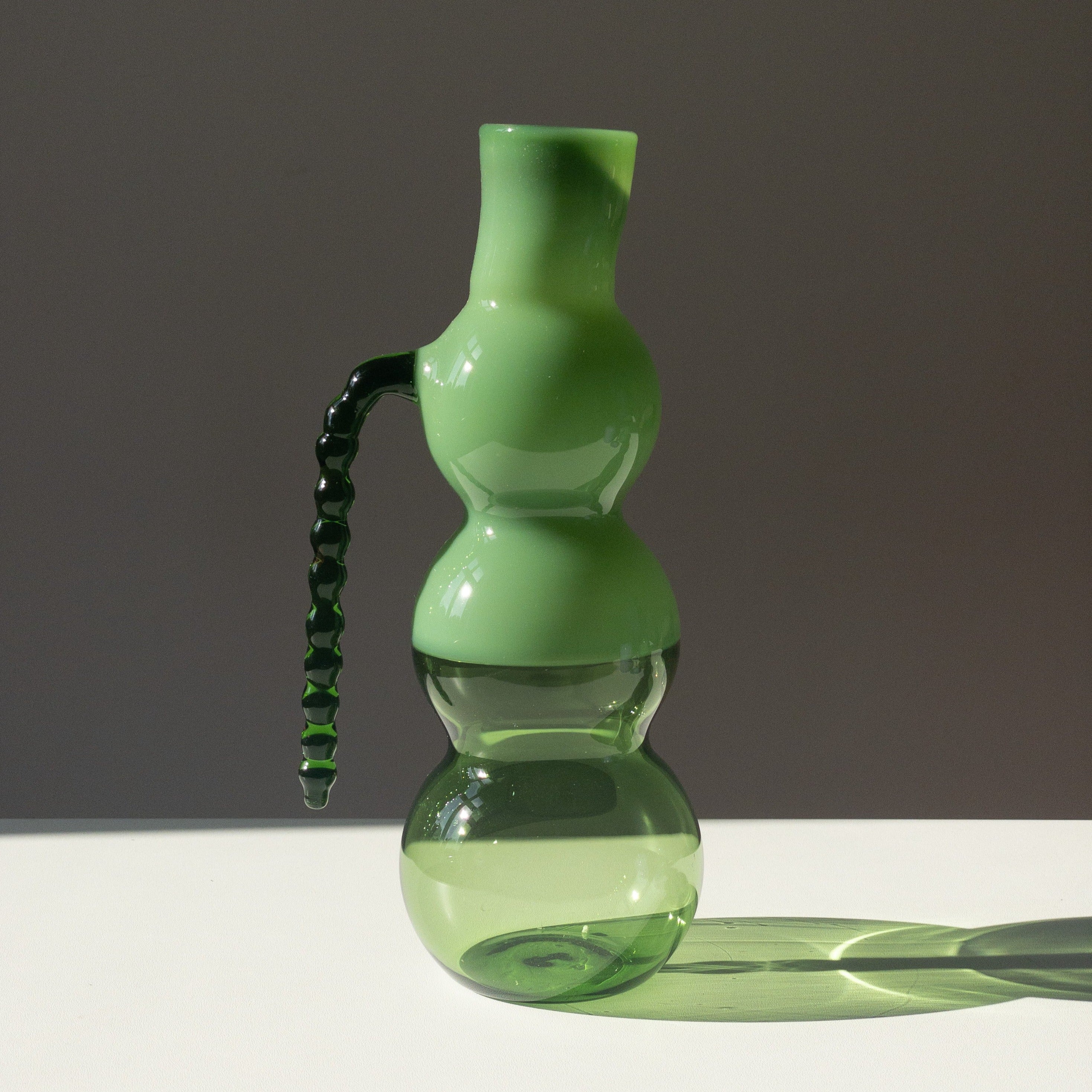 Dreamlike Karaffe - Grün/Grün Opaque - Ausstellungsstück