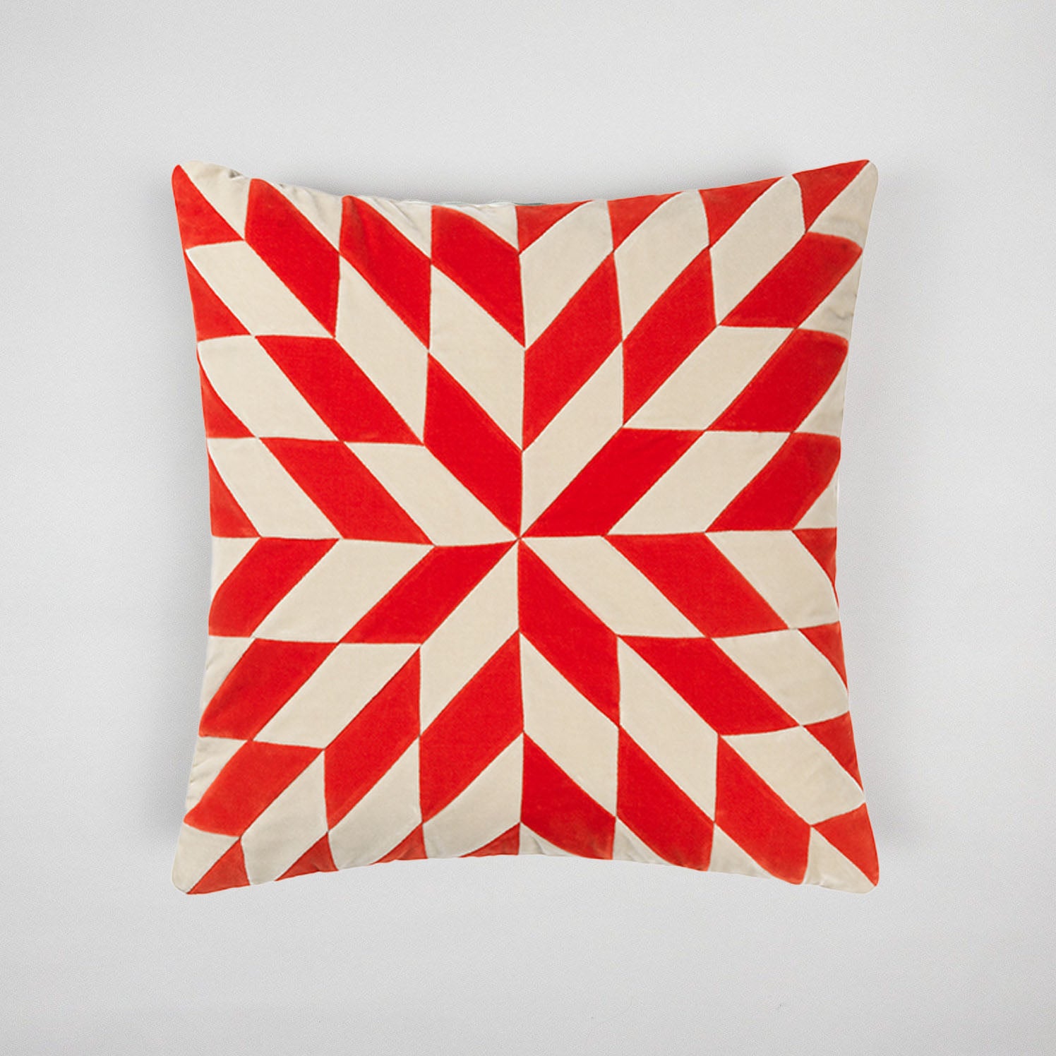Cushion Nova - Tomato