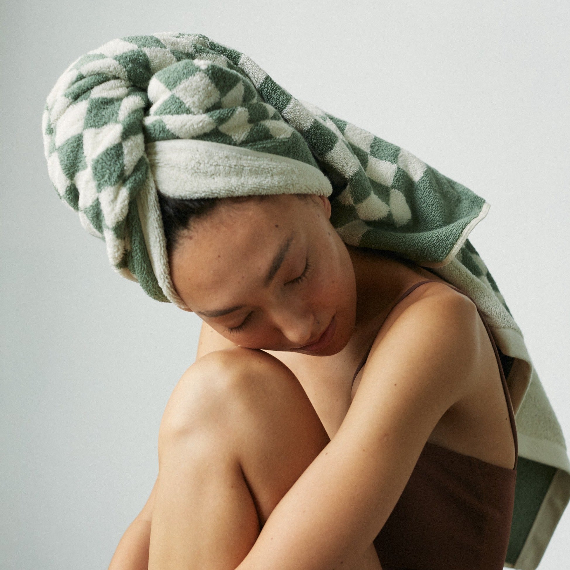 Pool Towel Roman -  Sage/Chalk